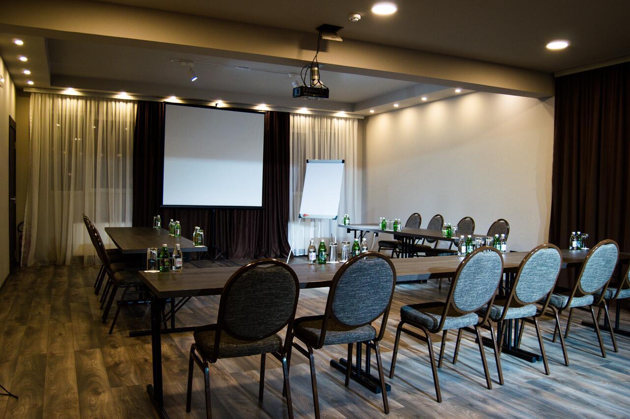 Hotel Ub Business & Wellness Ub Εξωτερικό φωτογραφία